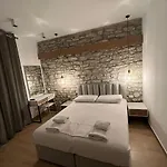 Comfort Guest Hm * Sarandë