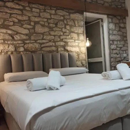 Comfort Guest Hm Casa de Férias Sarandë