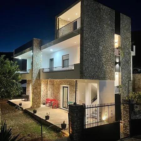 Feriehus Comfort Guest Hm Sarandë