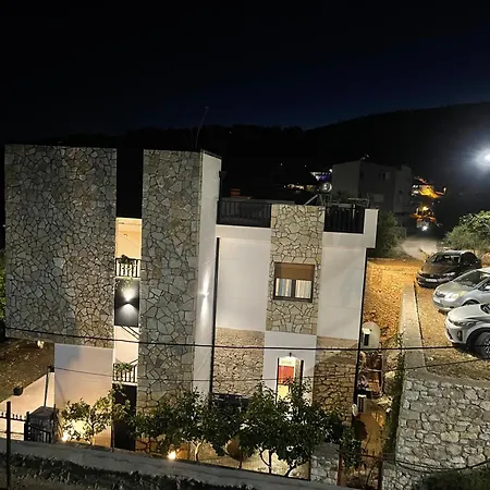 Saranda Vila Hm Σπίτι διακοπών *
