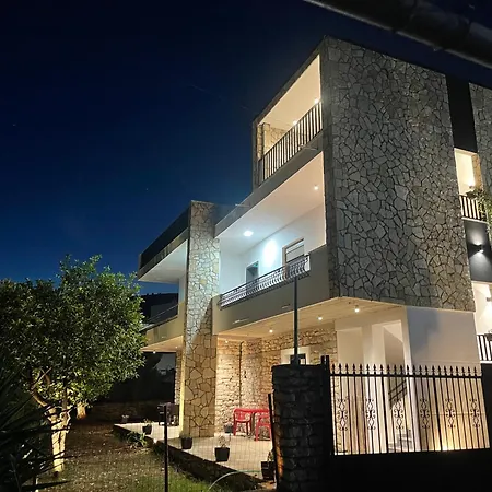 Comfort Guest Hm * Саранда