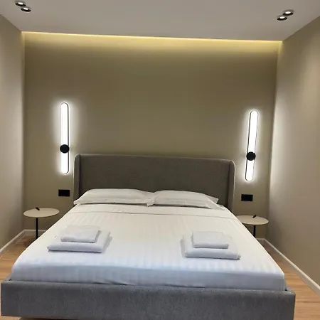Saranda Vila Hm