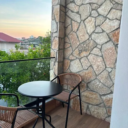 Saranda Vila Hm Σαράντα