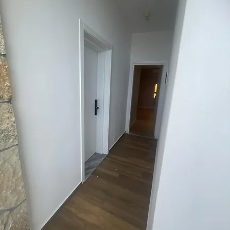 Hm *